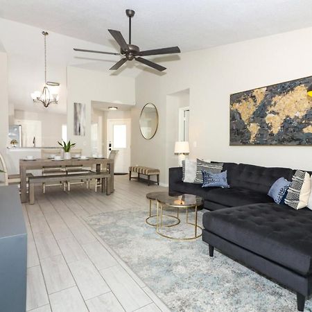 أورلاندو Lilys Stylish Villa Close To Disney Ideal For Long Stays المظهر الخارجي الصورة