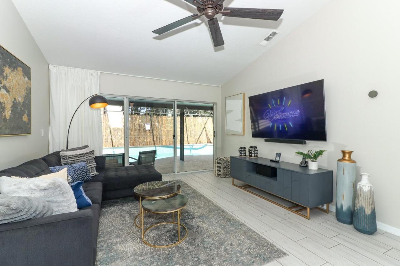 أورلاندو Lilys Stylish Villa Close To Disney Ideal For Long Stays المظهر الخارجي الصورة