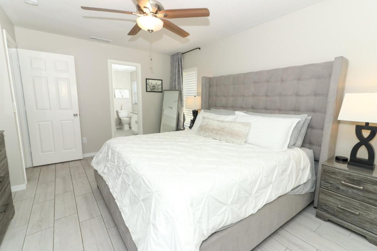 أورلاندو Lilys Stylish Villa Close To Disney Ideal For Long Stays المظهر الخارجي الصورة