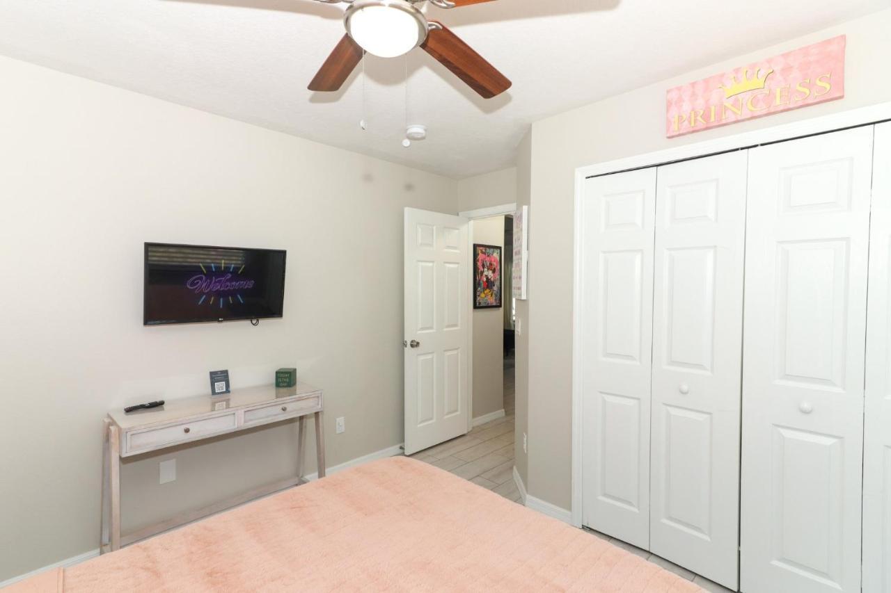أورلاندو Lilys Stylish Villa Close To Disney Ideal For Long Stays المظهر الخارجي الصورة