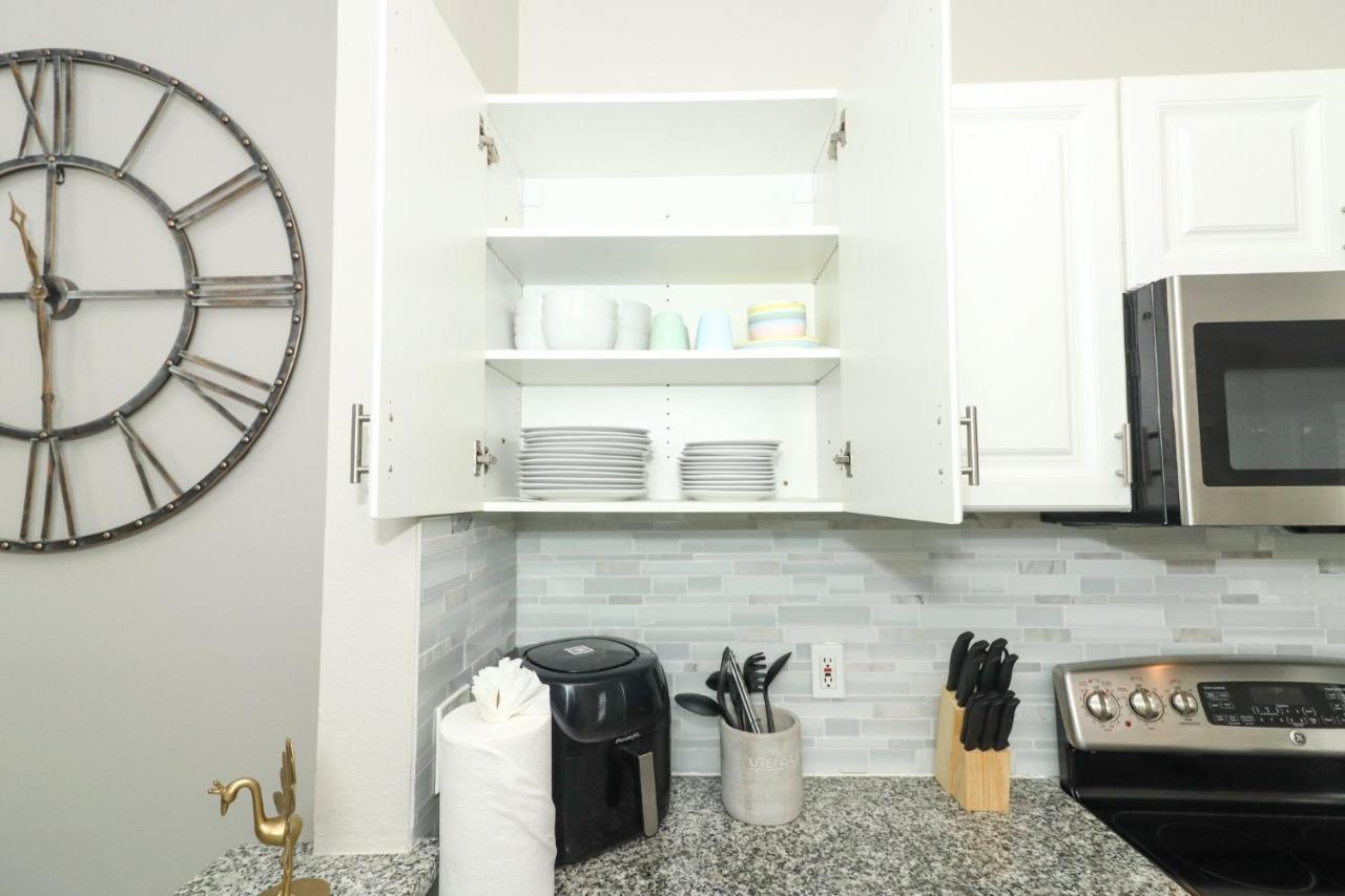 أورلاندو Lilys Stylish Villa Close To Disney Ideal For Long Stays المظهر الخارجي الصورة